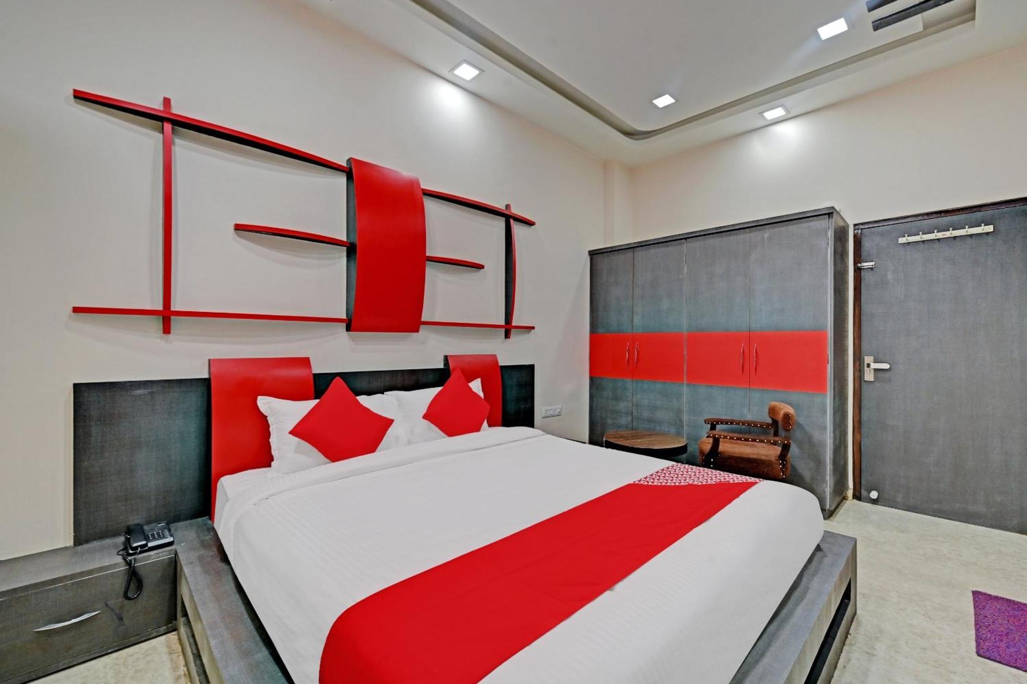 Hotel O The Castle Home Stay Inn Jaipur Ngoại thất bức ảnh