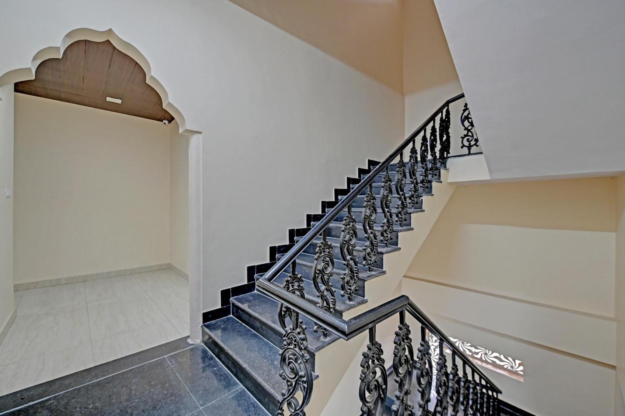 Hotel O The Castle Home Stay Inn Jaipur Ngoại thất bức ảnh