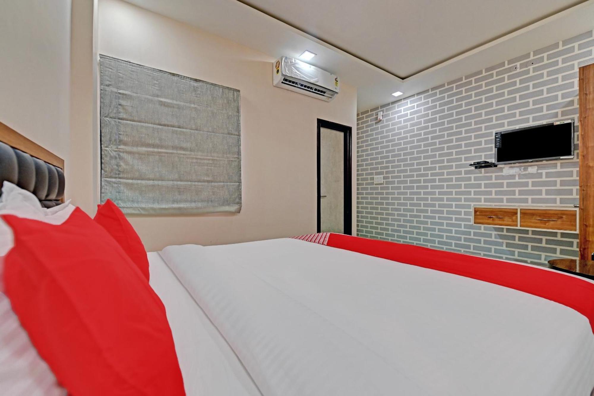 Hotel O The Castle Home Stay Inn Jaipur Ngoại thất bức ảnh
