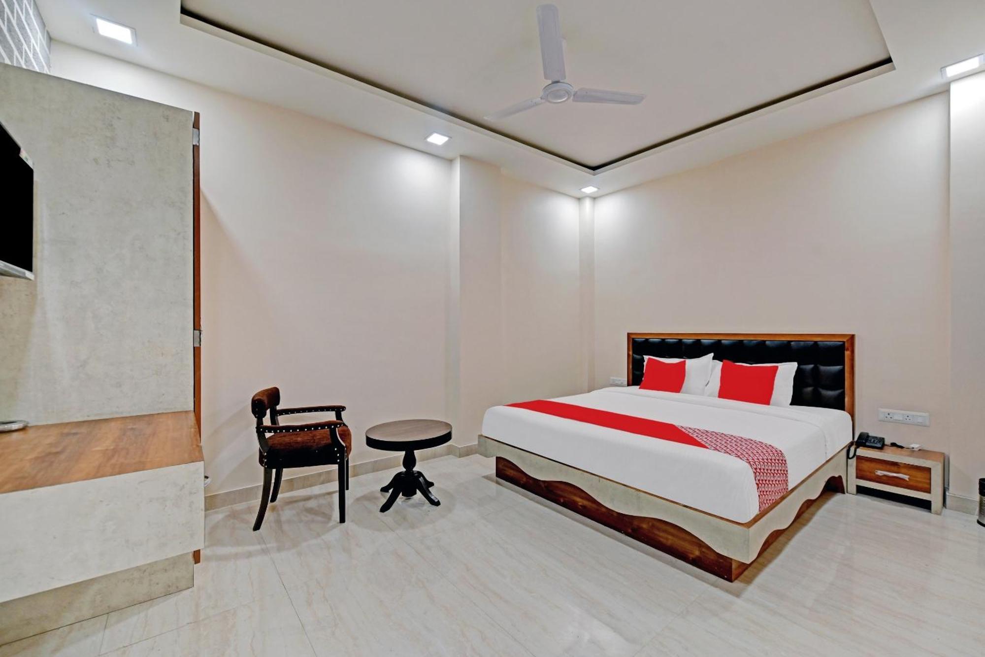 Hotel O The Castle Home Stay Inn Jaipur Ngoại thất bức ảnh