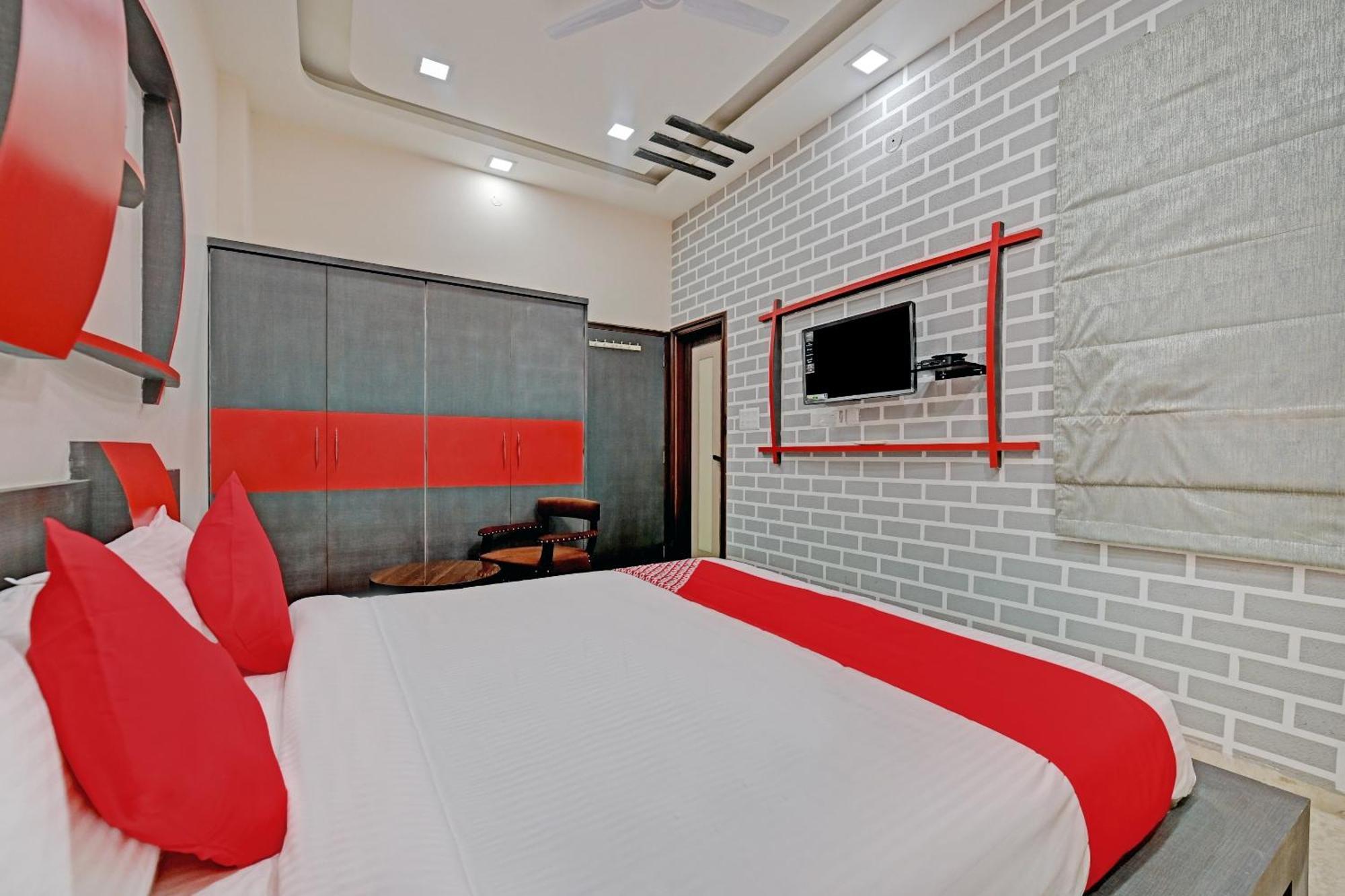Hotel O The Castle Home Stay Inn Jaipur Ngoại thất bức ảnh